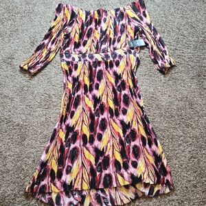 Terra & Sky Black Label Plus Size 2X 20W - 22W Watercolor Feathers Midi Dress